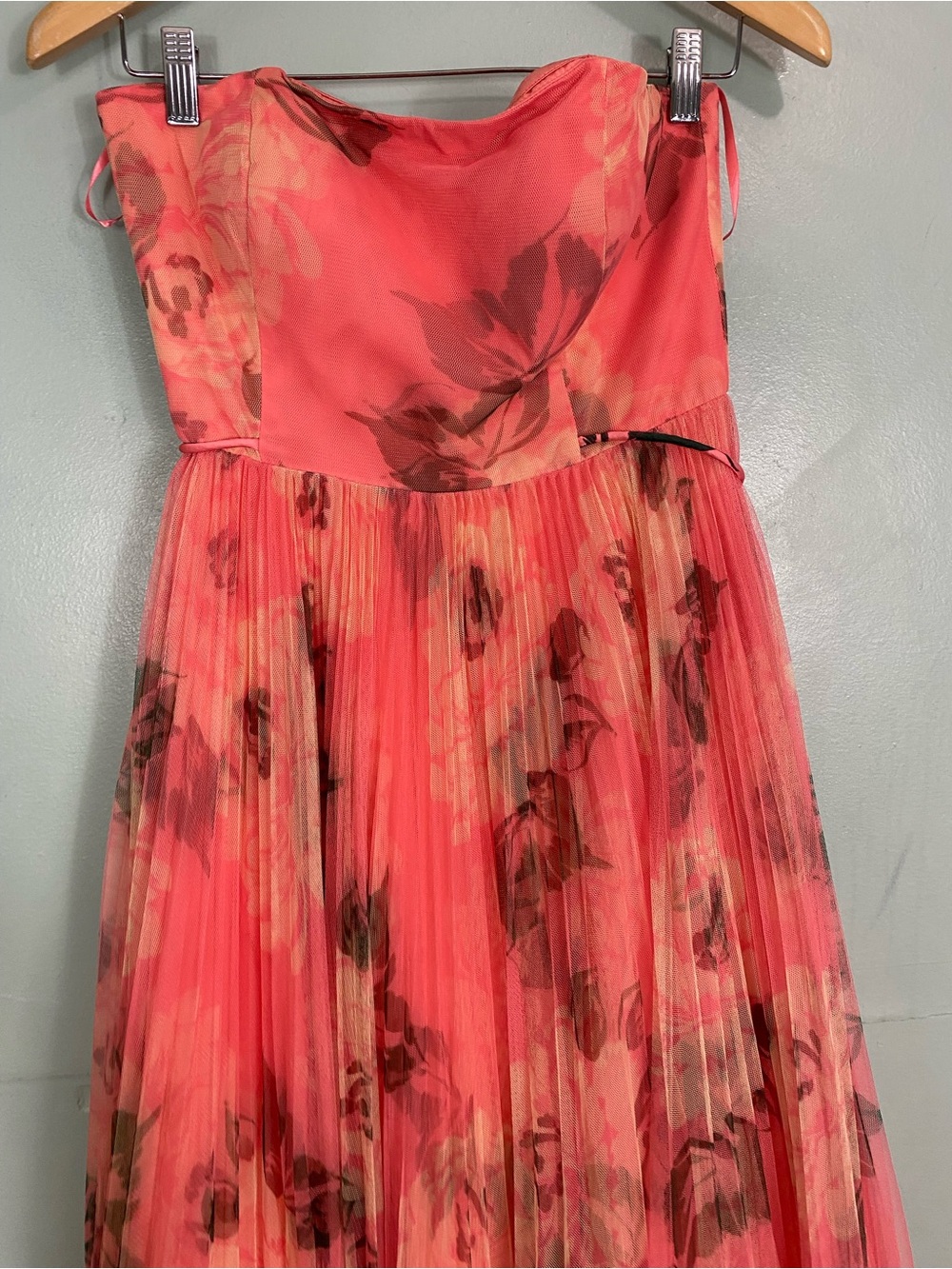 Hutch Costella Strapless Pleated Floral Tulle Midi Dress Size 8 Pink - Picture 3 of 6